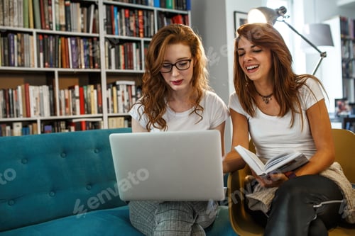 Preview: University campus library
