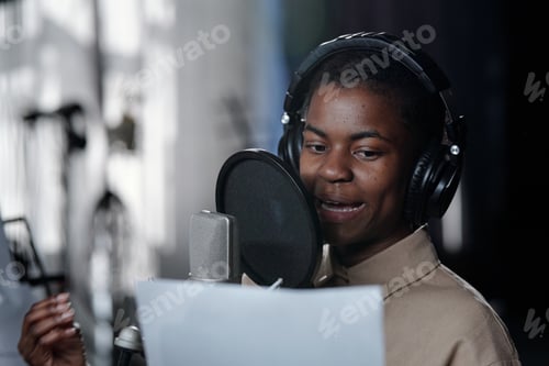 Preview: Singing African American Man in Professional Recording Studio