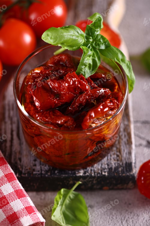 Preview: organic sundried tomatoes in olive oil appetizer