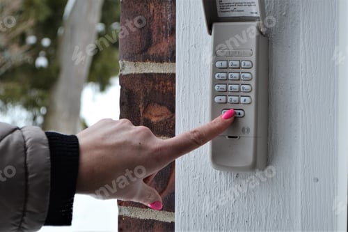 Preview: Garage door keypad for home security