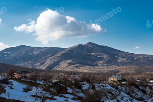Preview: Beautiful cloud over a mountain range