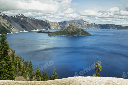 Preview: Wizard Island on Crater Lake