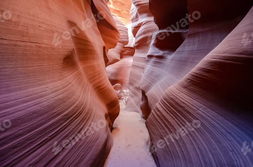 Preview: Beautiful Antelope canyon, Navajo land east of Page, USA