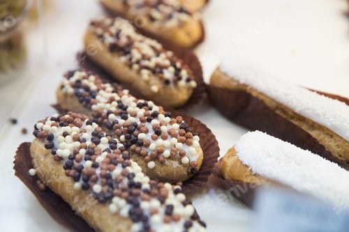 Preview: Vanilla Eclairs at a bakery