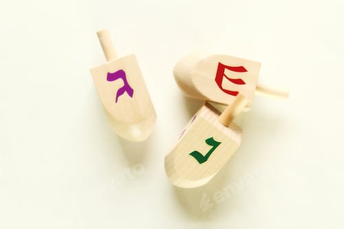 Preview: Three toy dreidels