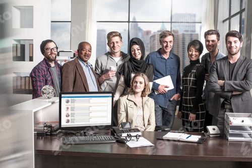 Preview: Group of business colleagues in city office