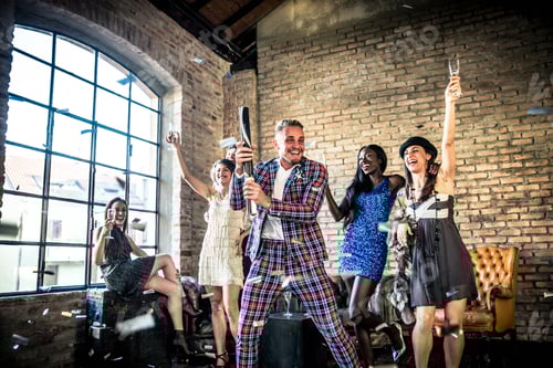 Preview: Friends having party