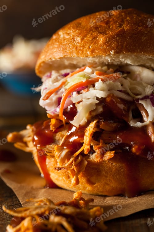Preview: Homemade Pulled Chicken Sandwich