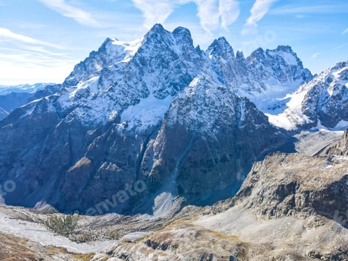 Preview: View of Mont Pelvoux (3,946m) located in the Ecrins Massif in French Alps