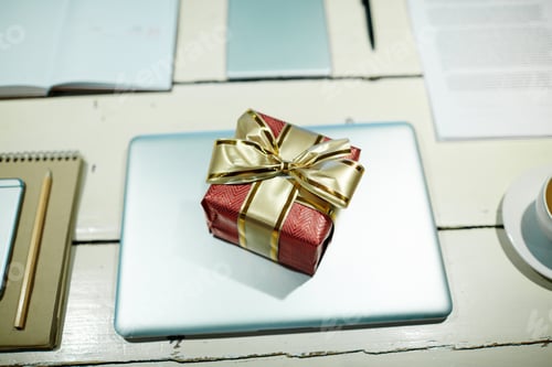 Preview: Surprise for colleague