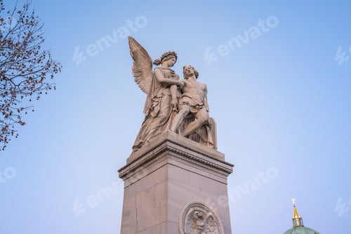 Preview: Nike assists the wounded warrior Sculpture at Schlossbrucke Bridge - Berlin, Germany