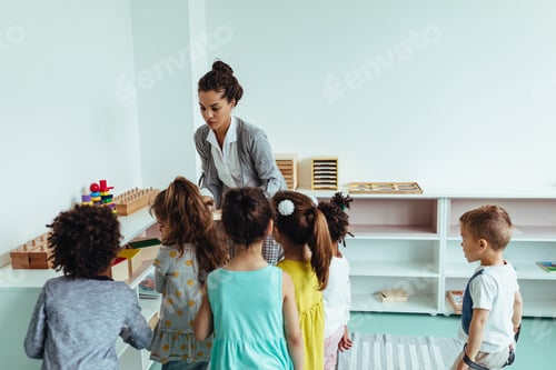Preview: Creative kids