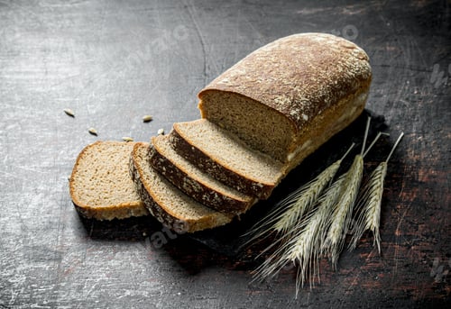 Preview: Pieces of rye bread with spikelets.