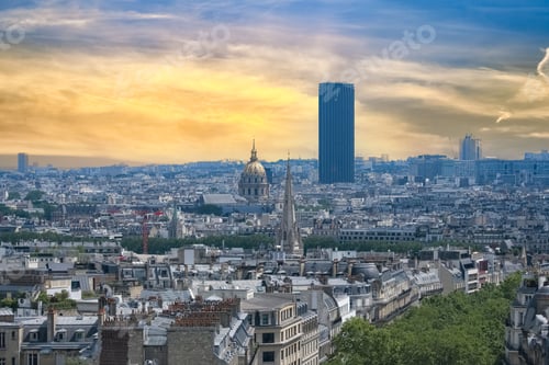 Preview: Paris, the Invalides dome and the Montparnasse tower