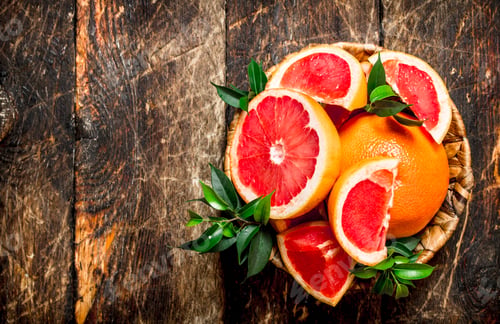 Preview: Grapefruit slices in a basket.
