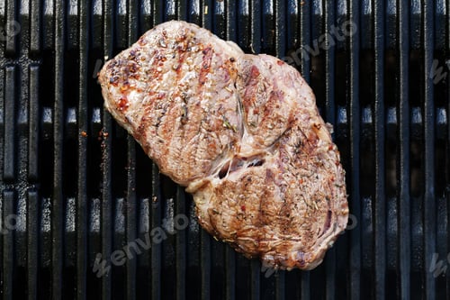 Preview: Grilled beef steak