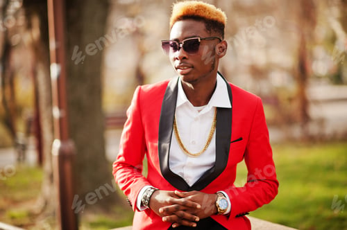 Preview: Fashion african american man model at red suit