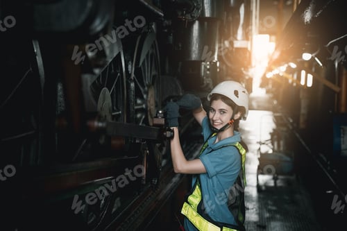 Preview: Portrait of Industrial engineers inspect and perform maintenance on the machines at factory.