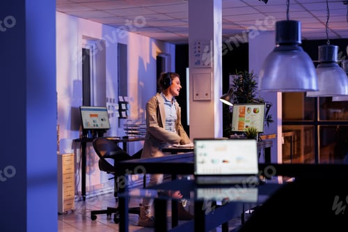 Preview: Corporate worker having fun in startup office