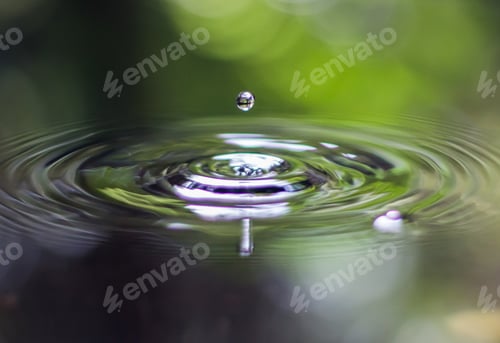 Preview: water drop splash