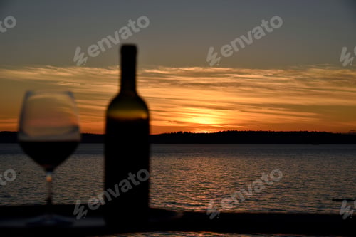 Preview: Sunset Wine by the Water's Edge