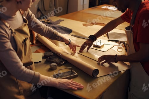 Preview: Crafting Together at Workbench with Tools and Materials