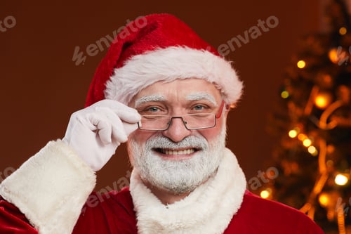 Preview: Santa in Santa hat