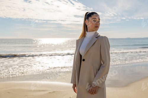 Preview: Portrait of a young pretty girl on the background of the sea