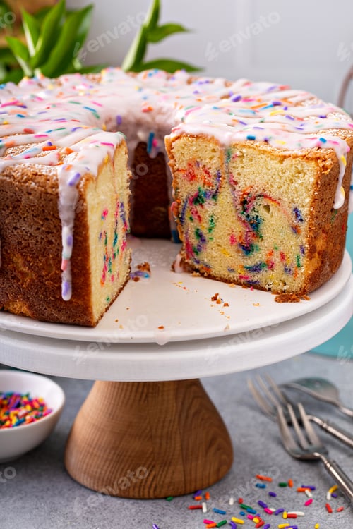 Preview: Celebration funfetti birthday pound cake with sprinkles