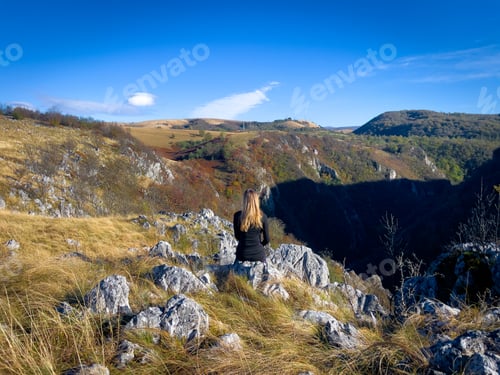 Preview: Cliff