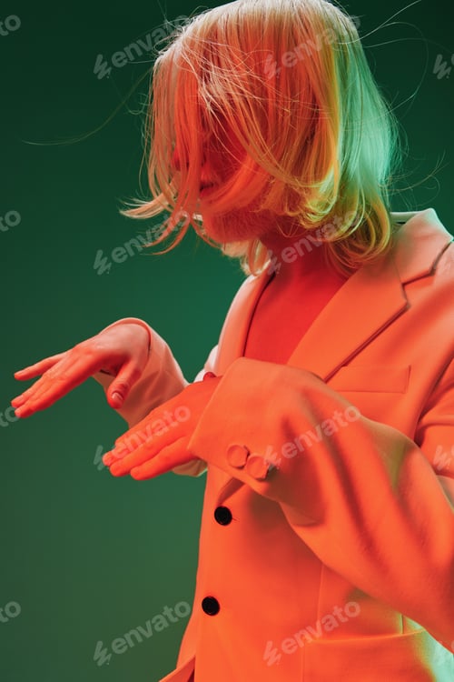 Preview: Modern fashion portrait, expressive pose, vibrant colors, dramatic lighting, unique hairstyle