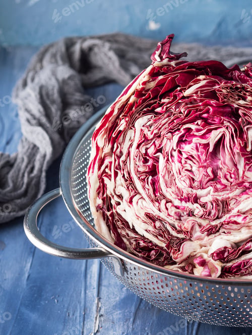 Preview: Radicchio red chicory closeup