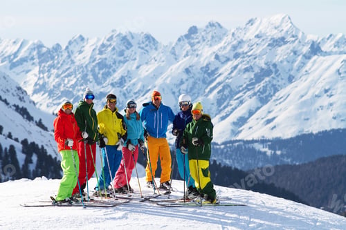 Preview: Group of skiers standing in Kuhtai , Tirol, Austria