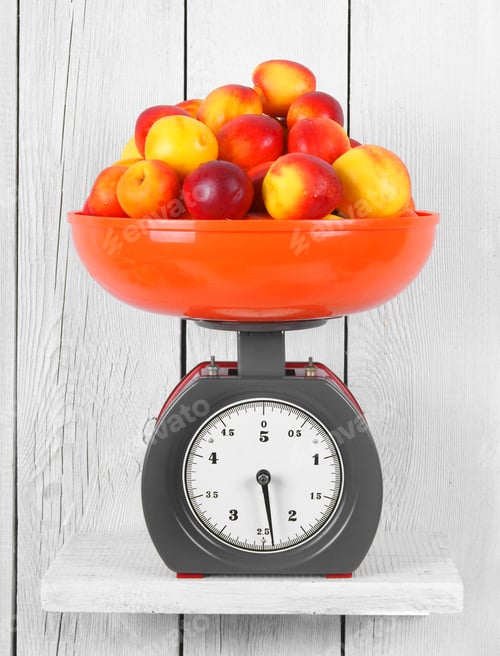 Preview: Apricots on scales