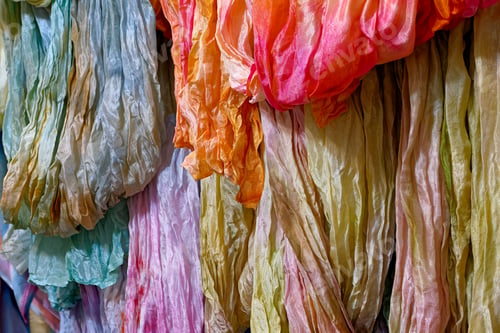 Preview: Silk scarves, shawls and neckerchiefs in various colors