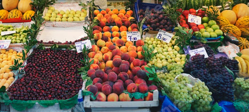 Preview: Fruit market in Istanbul