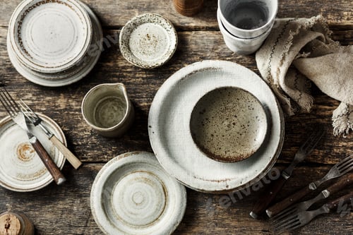 Preview: Empty ceramic set