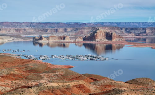 Preview: Port for white yachts on Lake Powell