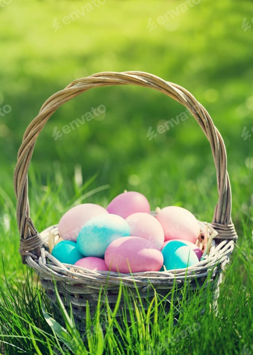 Preview: Easter eggs basket