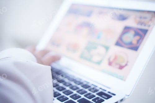 Preview: Using laptop computer