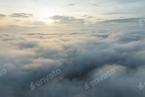 Vista previa: Vista aérea Mar de niebla Increíble vídeo paisaje vista de Zumbido sobre niebla marina textura fondo nubes tex