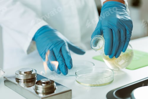 Preview: Microbiology, working with petri dishes