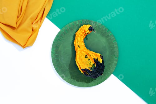 Preview: Gourd on Green Plate with Yellow Cloth