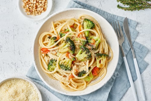 Preview: Pasta with Broccoli and Parmesan Cheese