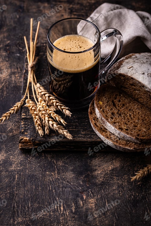 Preview: Glass of fresh bread kvass drink