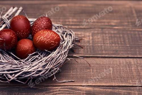 Preview: Natural Easter eggs in the nest