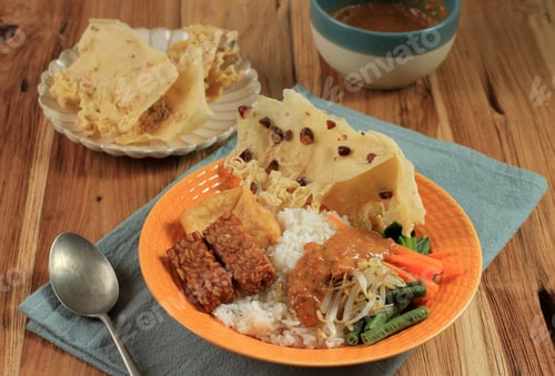 Preview: Nasi Pecel. Vegetable with Peanut Sauce.