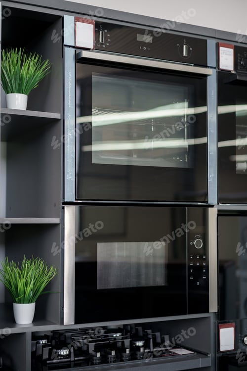Preview: Electrical ovens, home appliances in the store