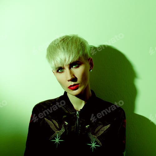Preview: Girl Tomboy Rock Fashion. Short haircut Trend