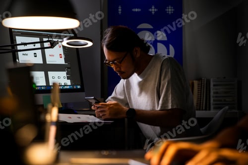 Preview: Graphic designer